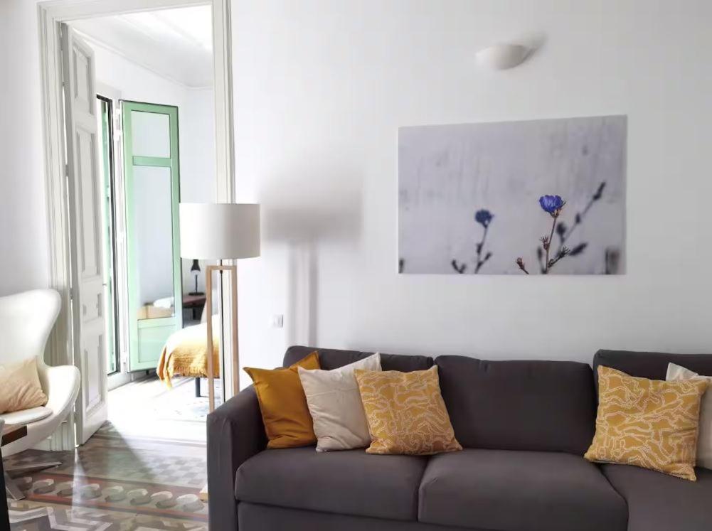 M&E Agency Apartments Valencia 277 By Marta And Emanuele Барселона Екстер'єр фото